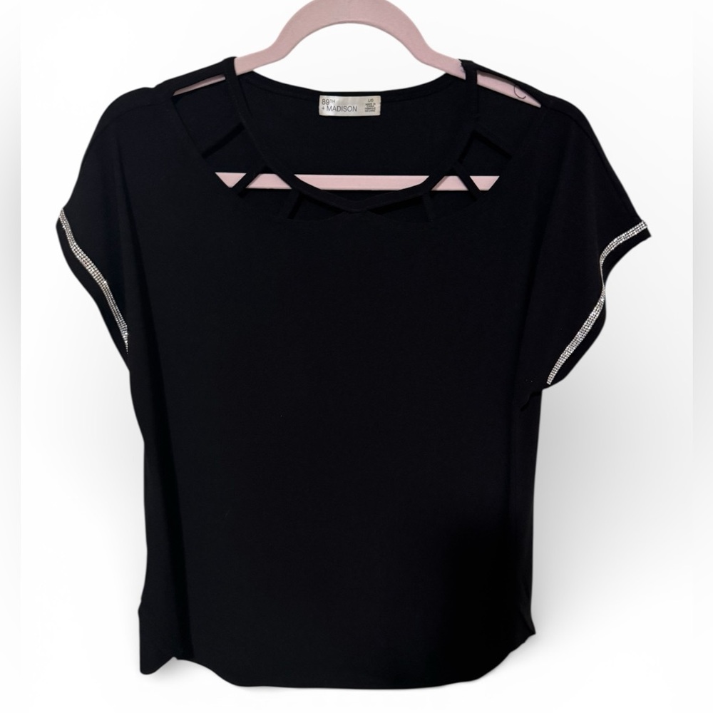 89th & Madison Black Rhinestone Trim Blouse L | Short Sleeve Top